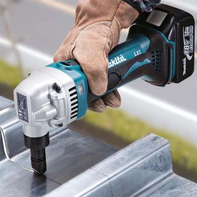 Adata A-83951, Makita metalo žirklėms JN1601