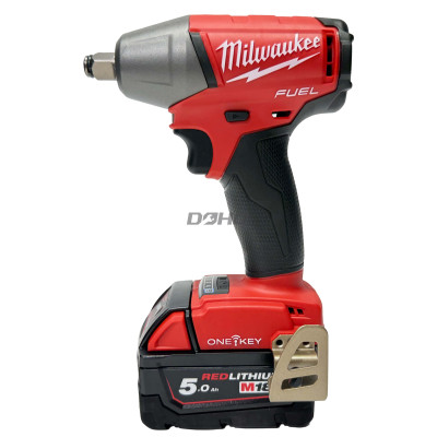Akumuliatorinis smūginis veržliasukis su frikciniu žiedu Milwaukee M18 ONEIWF12-0X, 18 V, 300 Nm, 1/2" + lagaminas